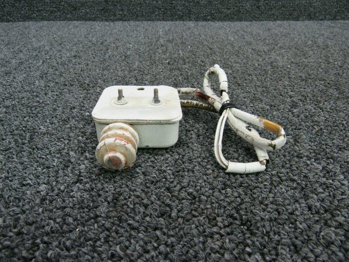 Beechcraft 002-361013-32 Beech A36 Landing Gear Safety Switch RH Volts 28