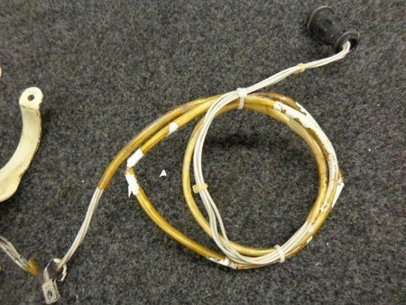 Beechcraft 002-361013-45 Beech A36 Switch Assy Landing Gear Safety LH W/ Clamp