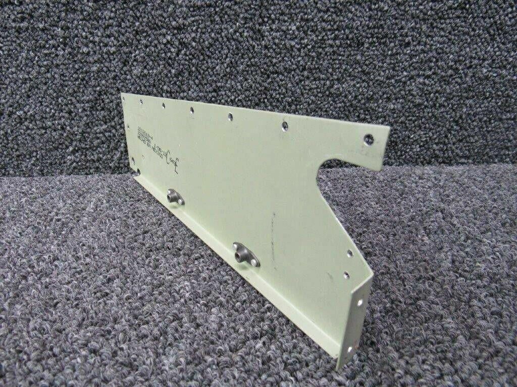 Cessna 2212018-2 Cessna 182T Bracket Assembly RH
