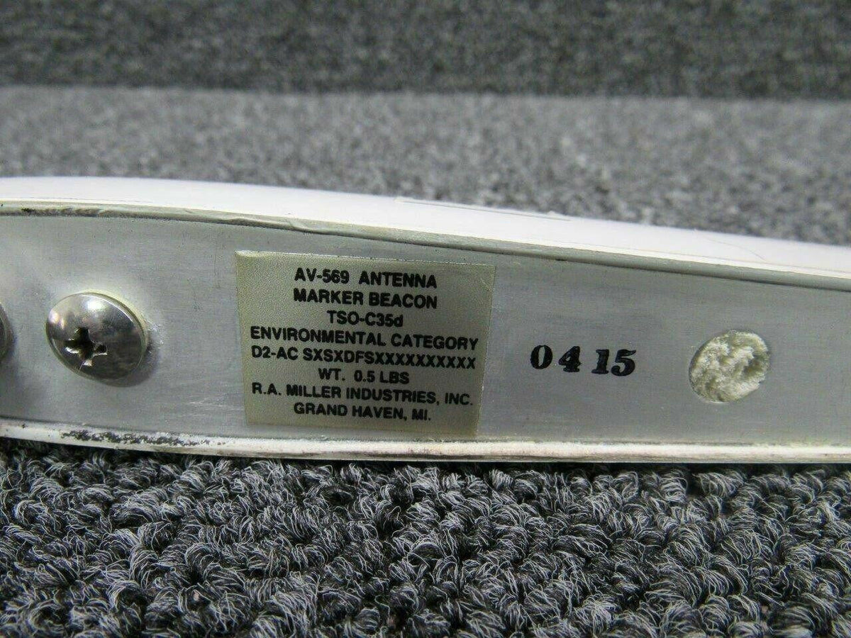 Cessna AV-569 Cessna 172 / 177 RA Miller Marker Beacon Antenna