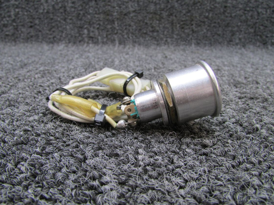 W106W6 (Alt: 91100) Eaton Push Switch