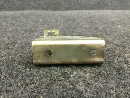 Cirrus Cirrus SR22 Cabin Door Attach Bracket RH P/N 20272-002