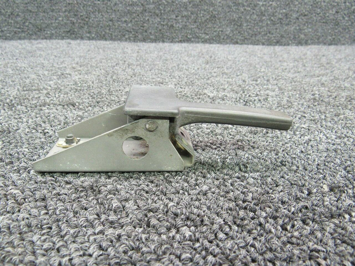 Beechcraft 105-420018-11 Beech 76 Latch Assy Cabin Door Handle