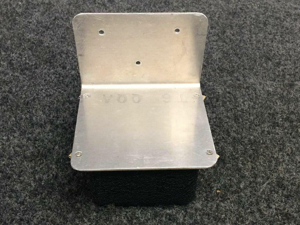 Beechcraft Beech V35 King Radio KA47 DME Code Converter Volts 14-28 P/N 071-0006-00