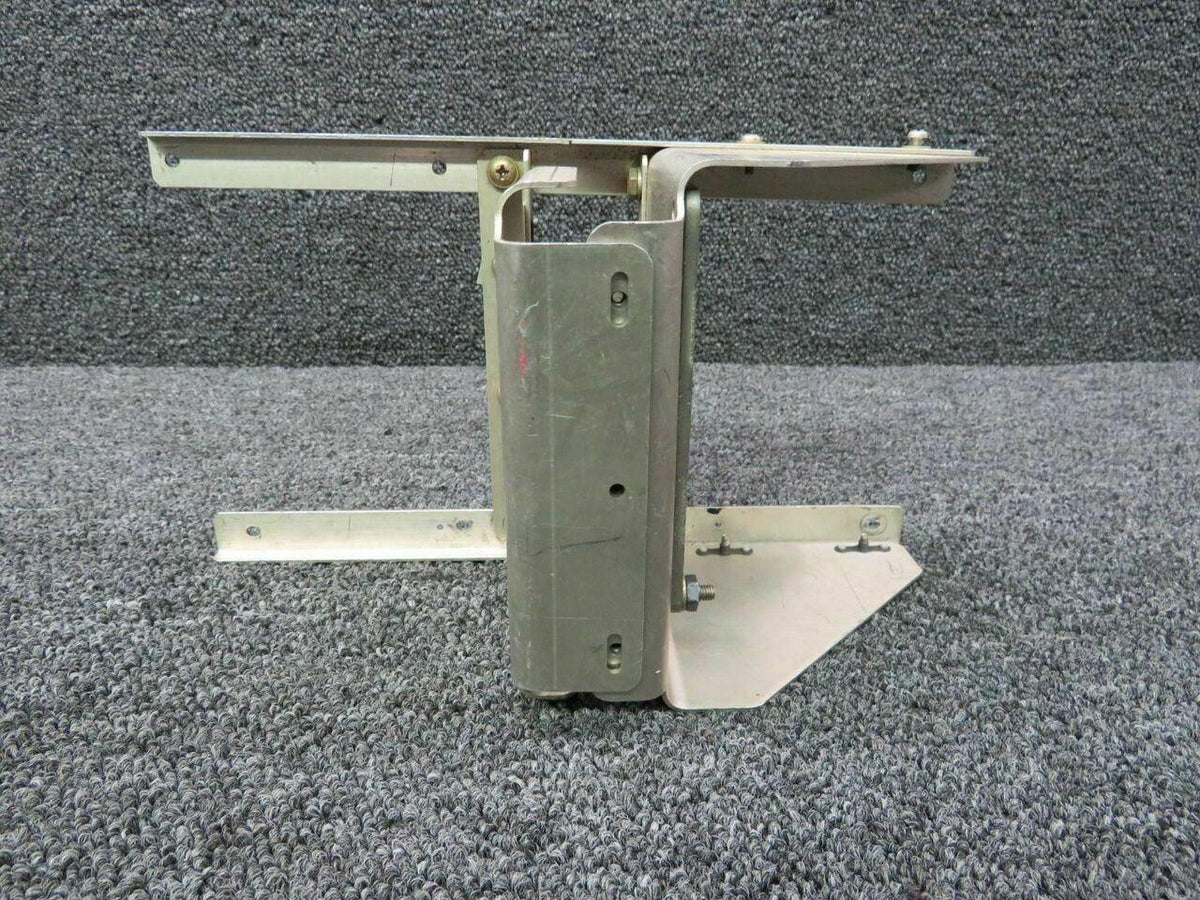 Bendix King 065-0030-27 Piper PA46-310P Bendix King KM 275 Servo Mount