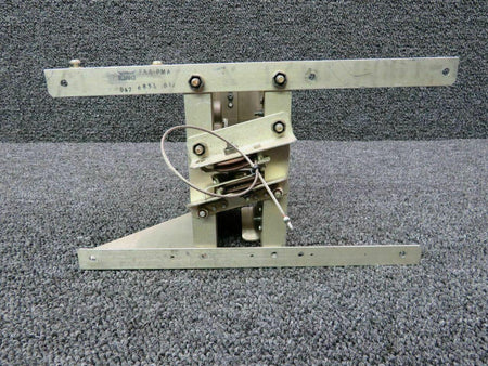 Bendix King 065-0030-27 Piper PA46-310P Bendix King KM 275 Servo Mount