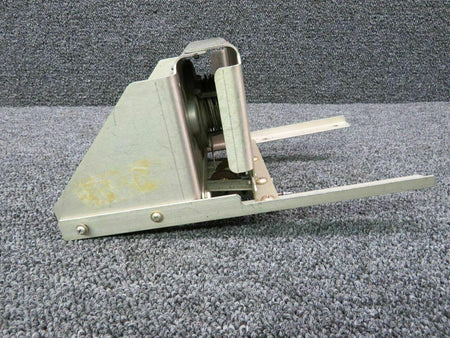 Bendix King 065-0030-27 Piper PA46-310P Bendix King KM 275 Servo Mount