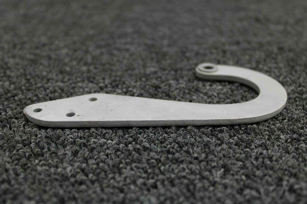 Cessna 5313070-4 Cessna 340 Nose Gear Door Hinge Aft LH / RH