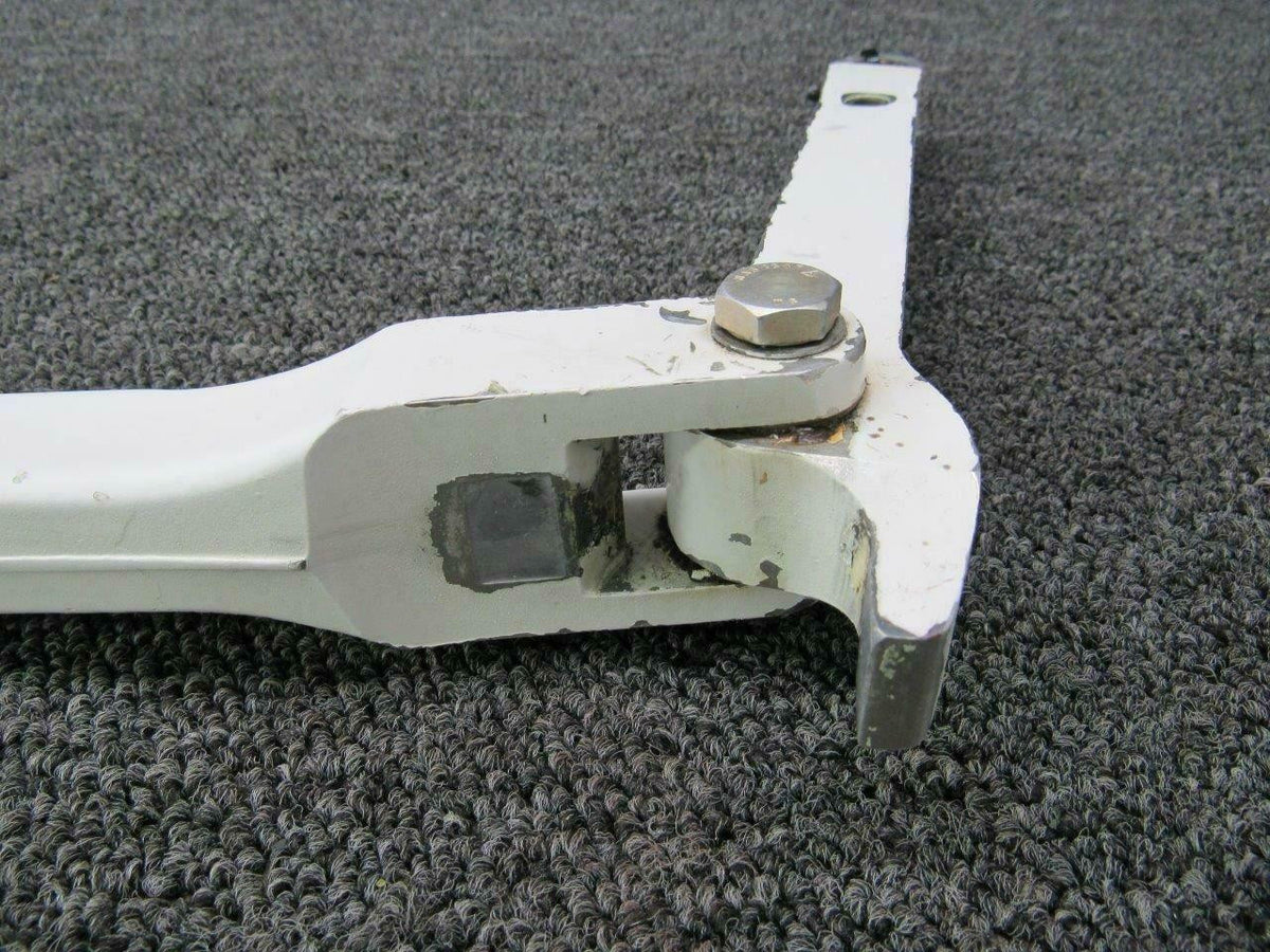 Cessna 5141001-33 Cessna 421B Brace Main Gear Retract LH