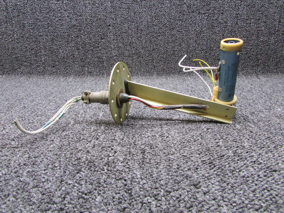 PAA700-10 (Alt: 9910082-11), FMB1264 CAS Fuel Transmitter Center LH (Volts: 28)