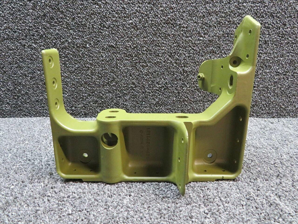 Cessna 1211424-4 Cessna 210B Fitting Assembly RH OUTBD
