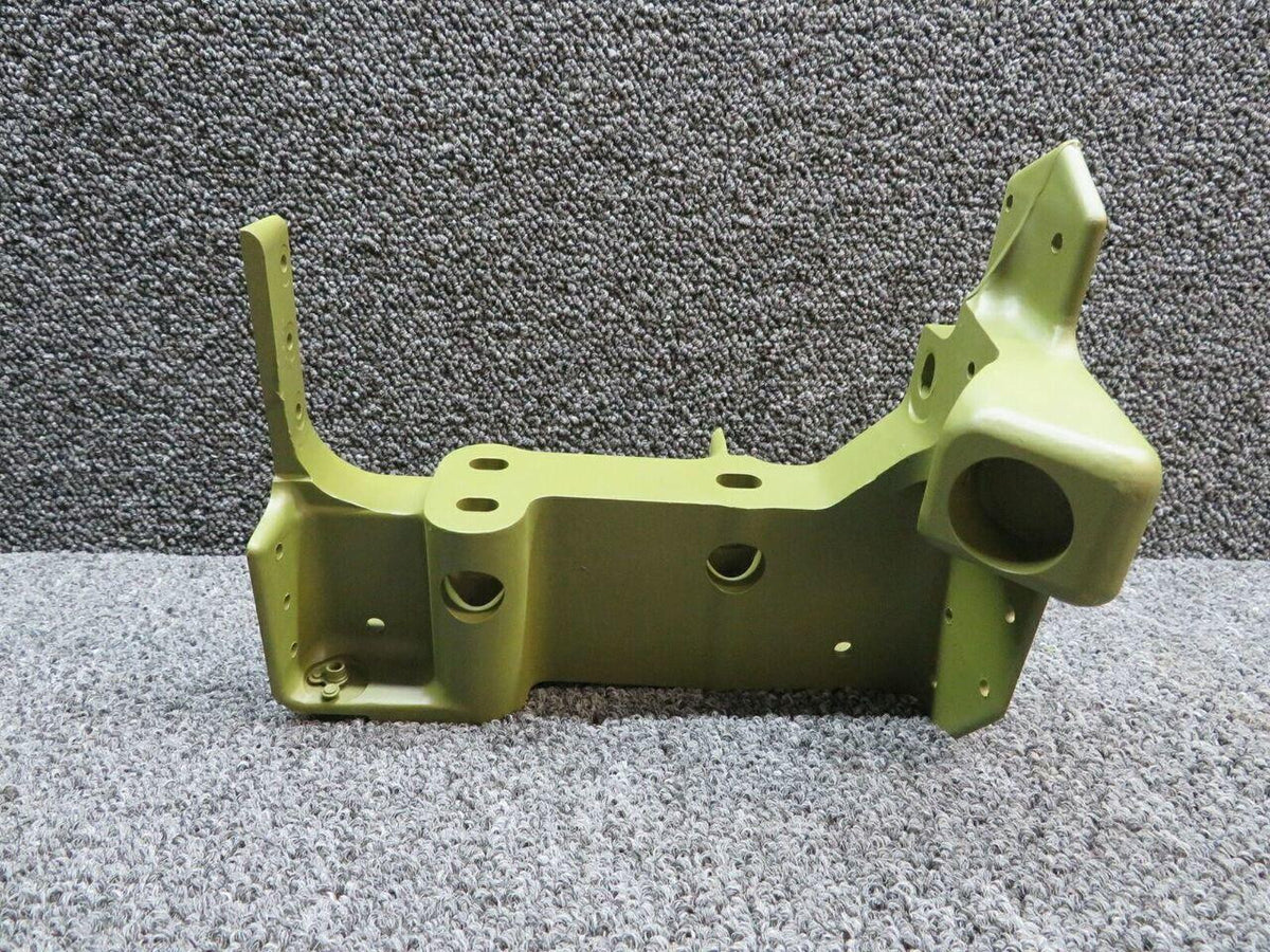 Cessna 1211424-3 Cessna 210B Fitting Assembly LH OUTBD