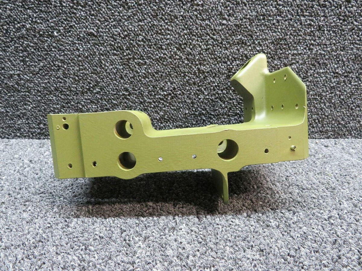 Cessna 1211424-3 Cessna 210B Fitting Assembly LH OUTBD