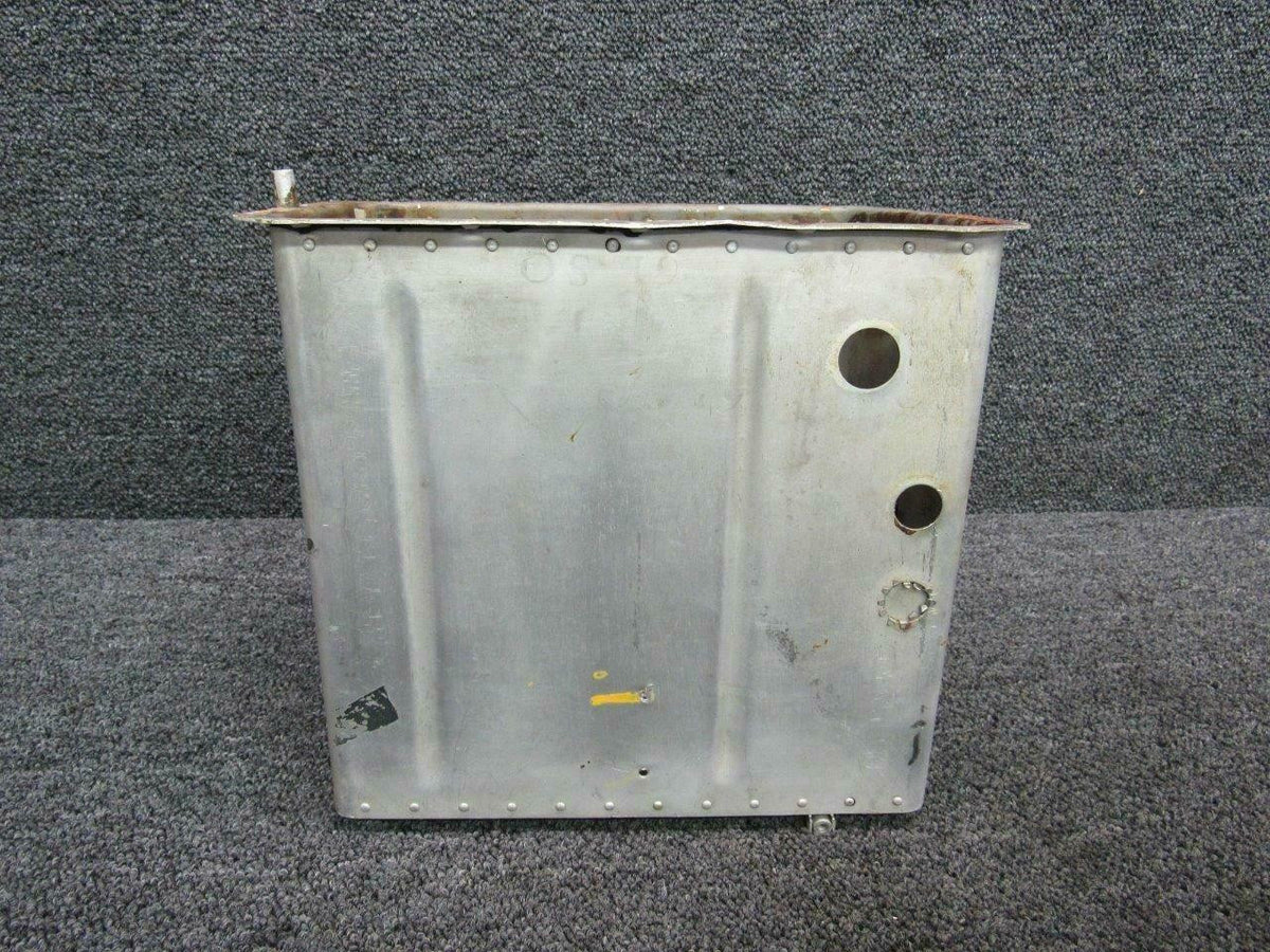 Beechcraft 35-415410 B35 Continental E-185-8 Battery Box Assy