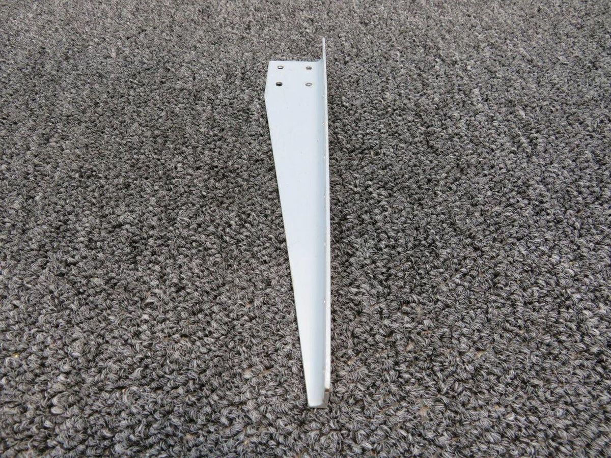 Cessna 1213082-7 Cessna 206H Support Angle LH