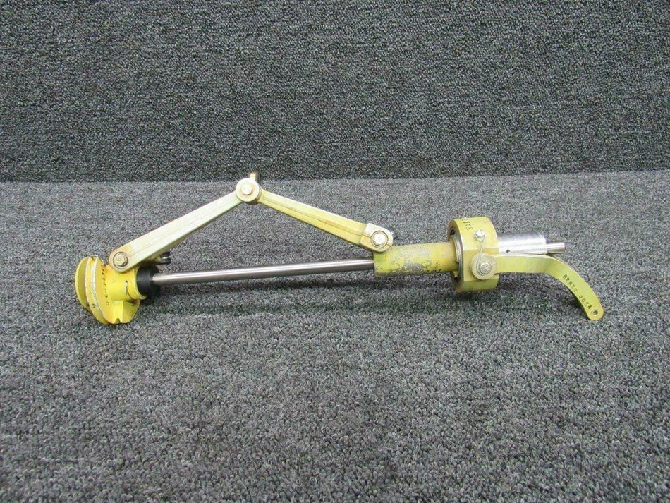 Piper 82830-013 / 82830-008 Piper PA46-350P Control Column Bushings / Guide LH / RH