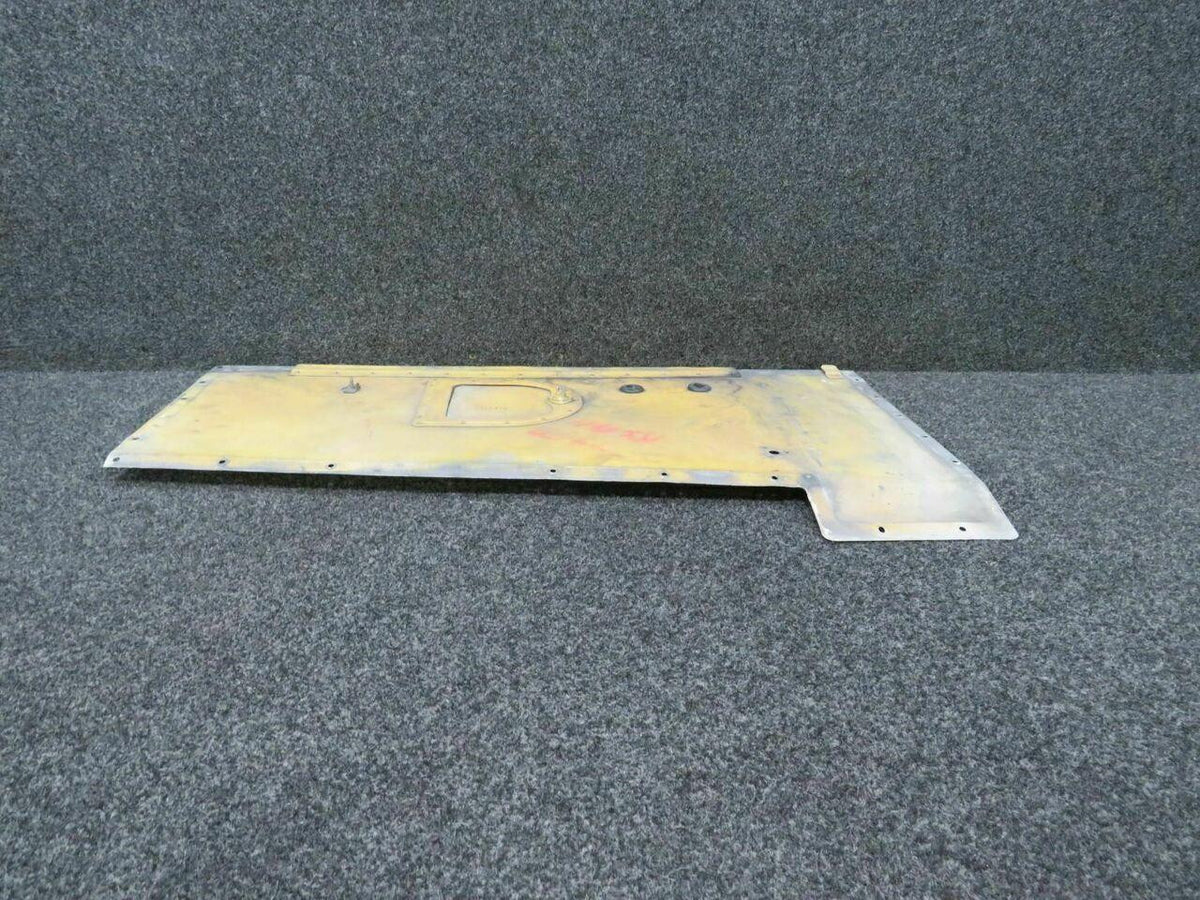 Piper 42211-013 Piper PA-31T Plate Assembly Wing Fillet Bottom Access RH C20