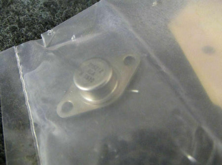 1713911-26 Transistor (NEW OLD STOCK) (SA) BAS Part Sales | Airplane Parts