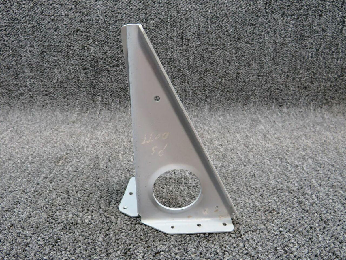 Cessna 1256025-1 Cessna 206H Bracket Assy Oil Cooler