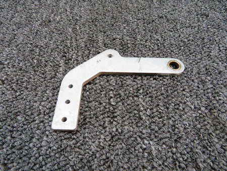 Cessna 2213106-2 Cessna TR182 RH Center Bracket Hinge