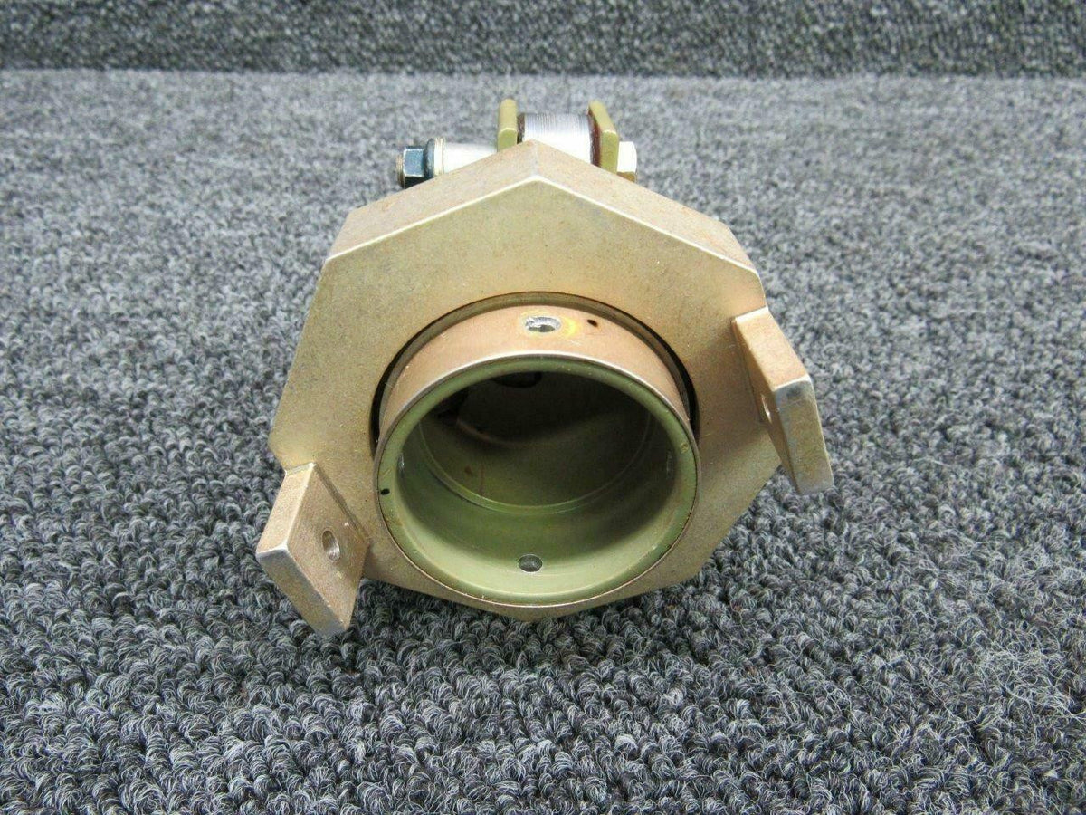 Beechcraft 60-524160-3 Beech A36 Collar Control Tube Assy LH / RH W/ Connector and Support