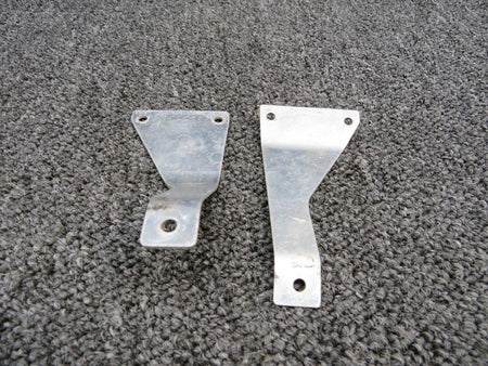 Cessna 2250005-1 / 2250006-1 Cessna TR182 Bracket Strainer Control LH and RH SET