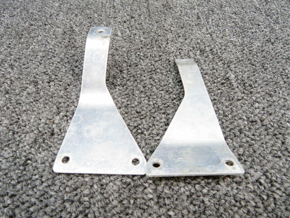 Cessna 2250005-1 / 2250006-1 Cessna TR182 Bracket Strainer Control LH and RH SET
