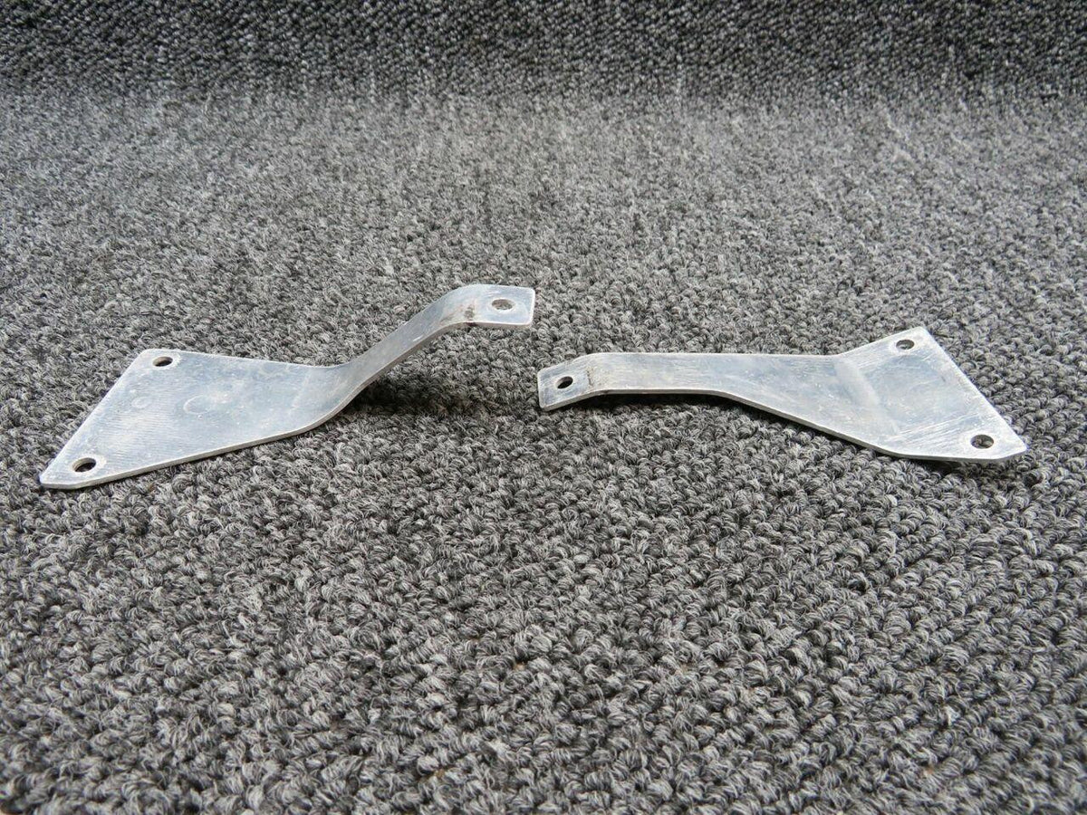 Cessna 2250005-1 / 2250006-1 Cessna TR182 Bracket Strainer Control LH and RH SET