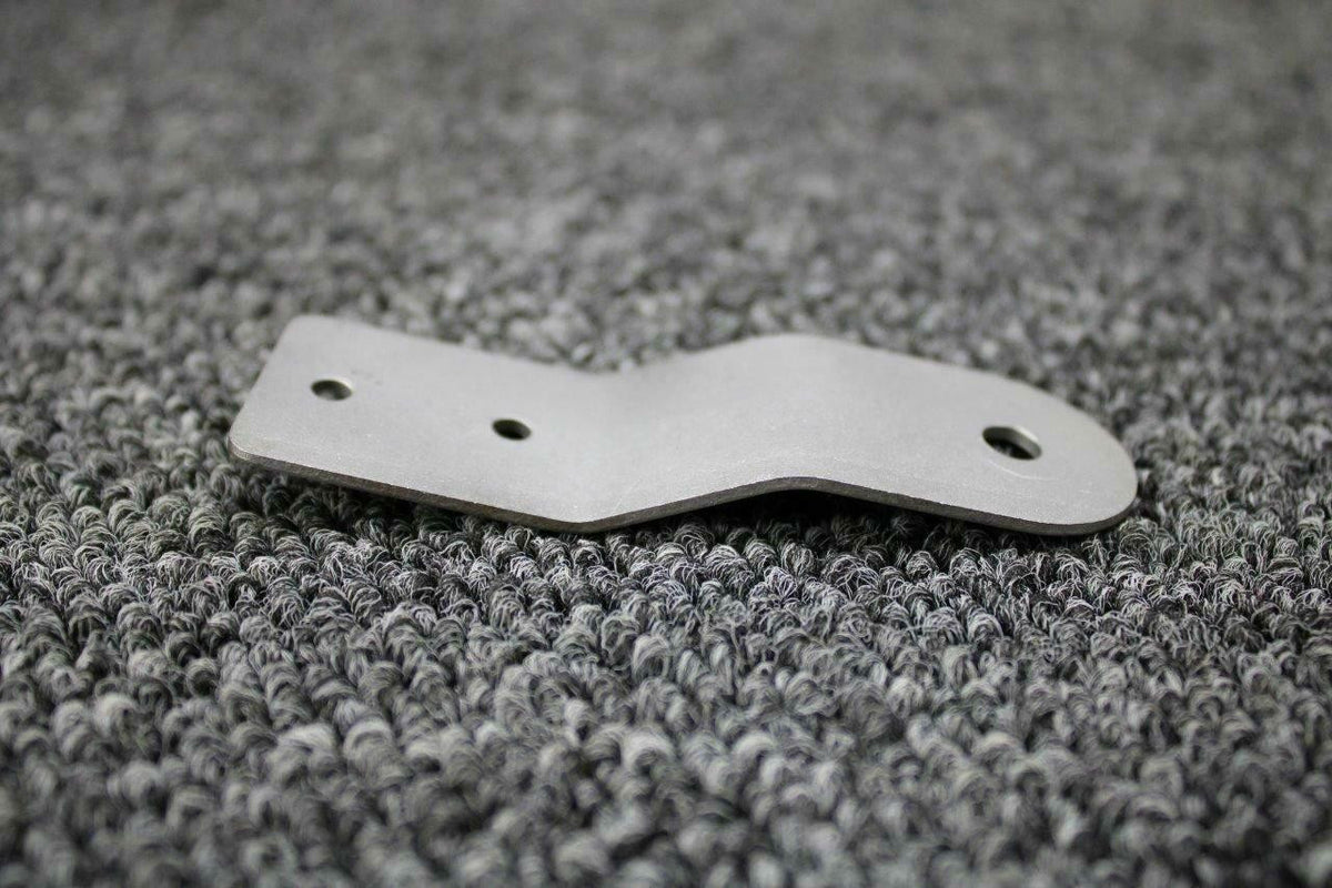 Piper 96896-002 Piper PA32R-300 Bracket Seat Belt Attach LH or RH