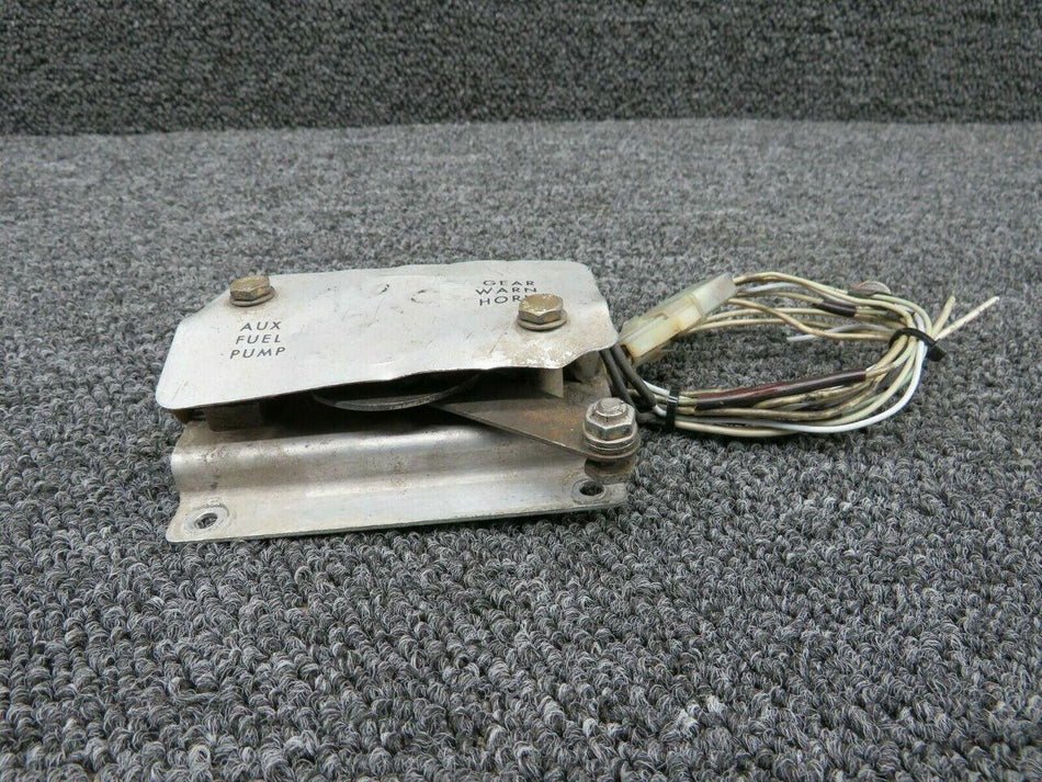 Cessna 1270727-1 Cessna 210L Switch Gear Warning and Fuel Pump