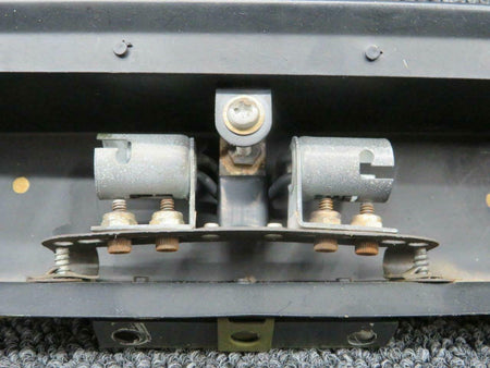 Cessna 0711777-7 Cessna T210L Panel Light Housing Instrument Assy Volts 28