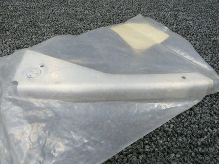 Cessna 5313050-13 Cessna Bracket Assembly NEW OLD STOCK SA
