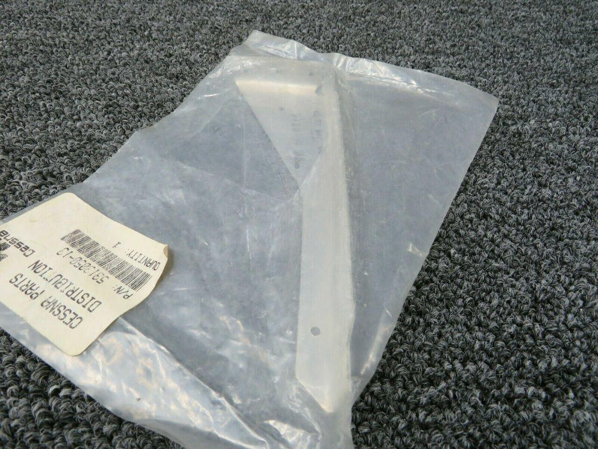 Cessna 5313050-13 Cessna Bracket Assembly NEW OLD STOCK SA