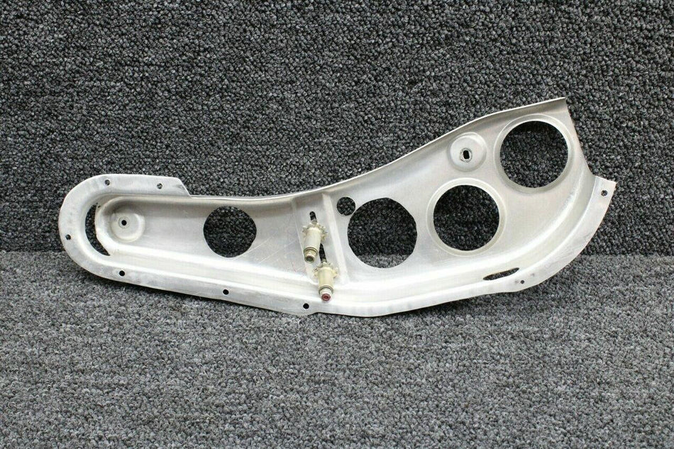 Cessna 1261633-4 / 1260420-1 Cessna T210L Chain Guard Elevator Trim W/ Sprockets