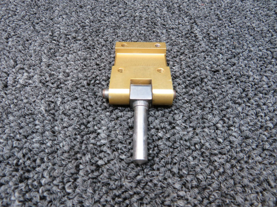 LA52000009 (Use: 2811101-36) Columbia LC41-550FG Cabin Door Hinge Element