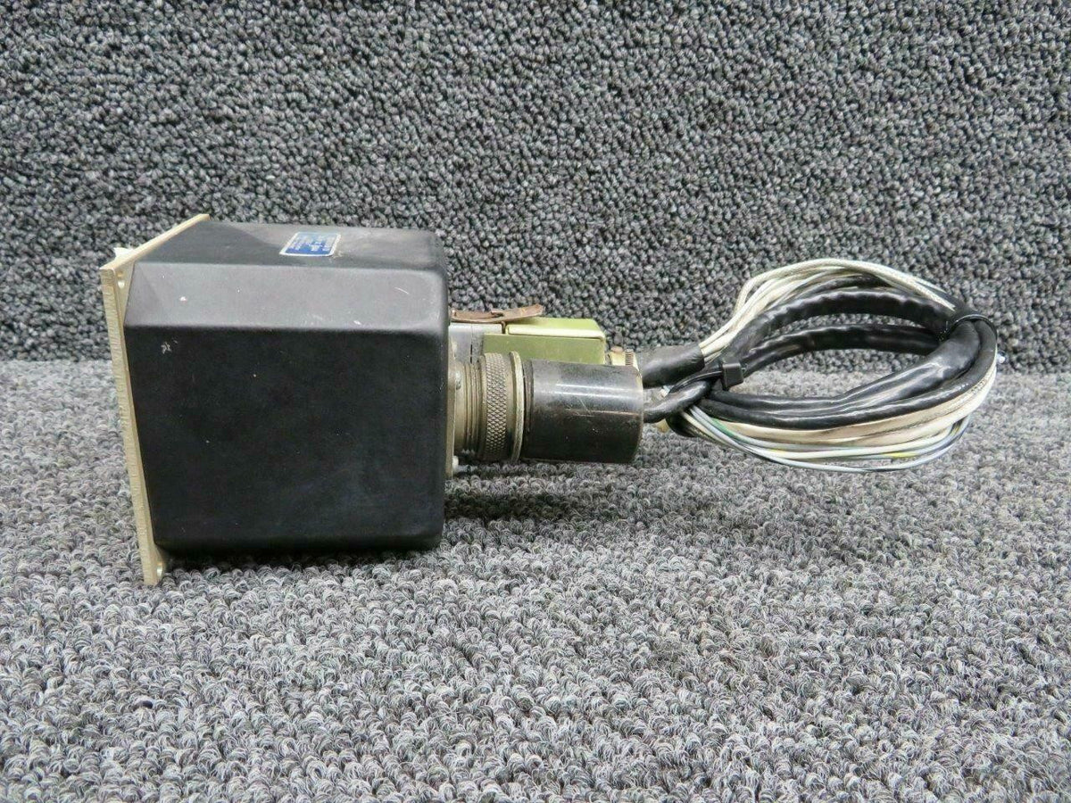 Aircraft Radio Corp 41950-0000 M/N RA446A Cessna T210L ARC Autopilot Controller Unit V 28