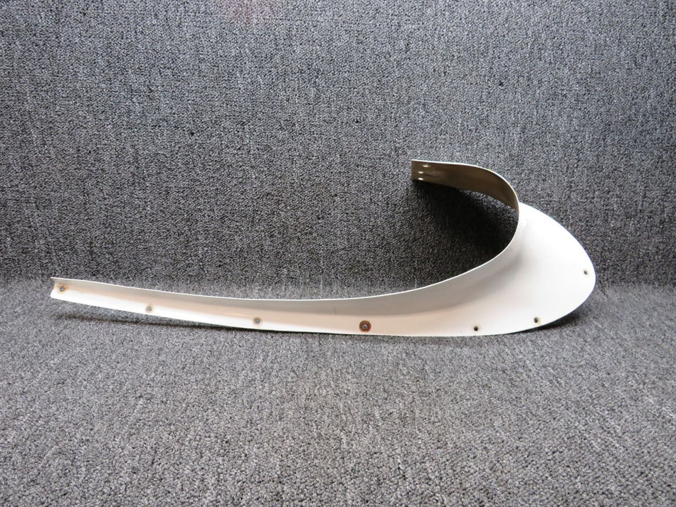 32464-000 Piper PA23-250 Wing Fairing LH (White)