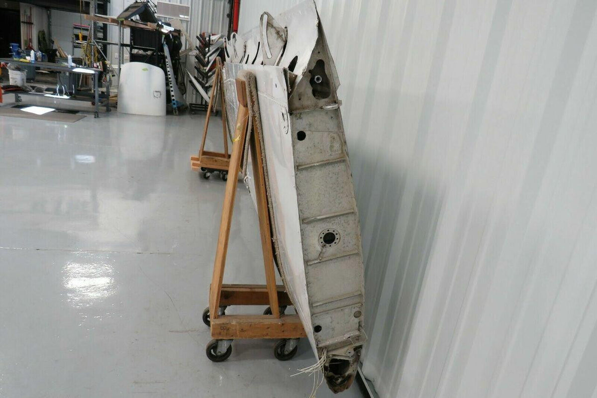 Cessna 1220059-1 Cessna T210F LH Wing Assy Spar Assy P/N 0721401-1
