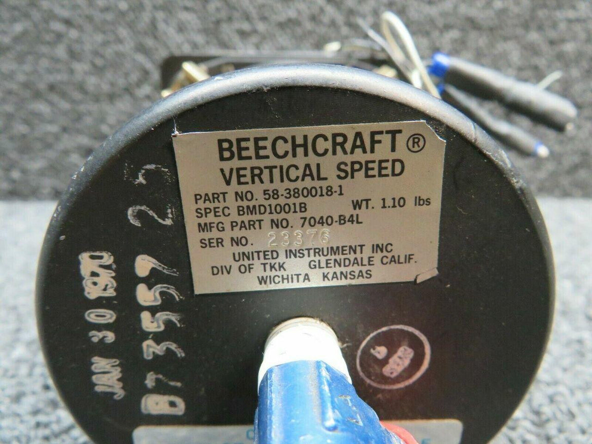 Beechcraft 7040-B4L Beechcraft Vertical Speed Indicator W/ Lighted Display Volts 27