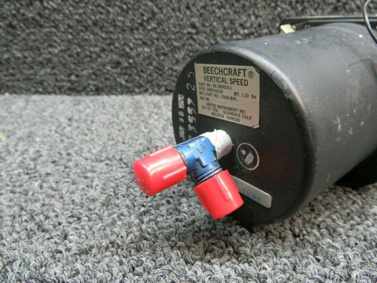 Beechcraft 7040-B4L Beechcraft Vertical Speed Indicator W/ Lighted Display Volts 27