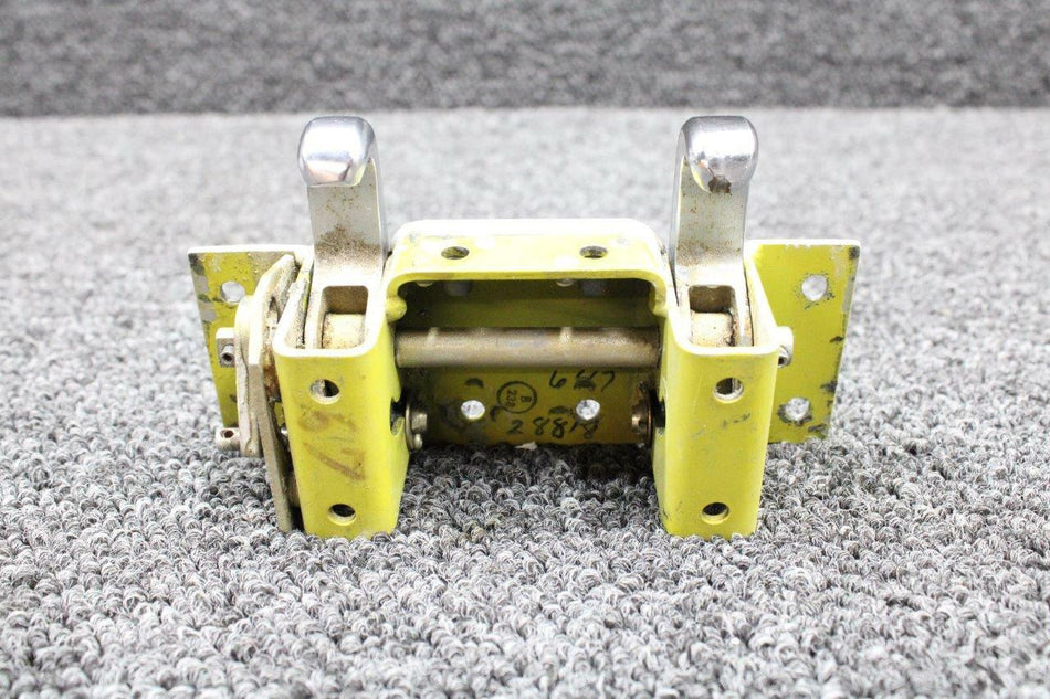 Beechcraft 102-430304-29 Beech 58P Cabin Door Latch Assy Center Aft