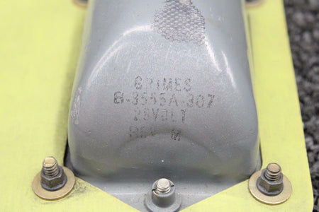 Beechcraft 96-364058-3 MFR B-3555A-307 Beech 58P Grimes Nose Gear Baggage Limit Switch Volts 28