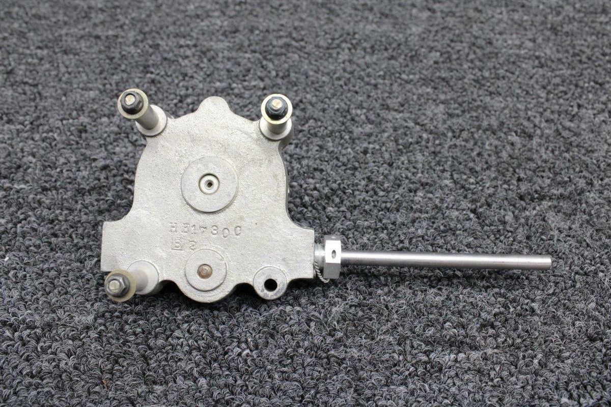 Janitrol HE7001-5 Beech 58P Janitrol Fuel Selector Control Box RH W/ Handle