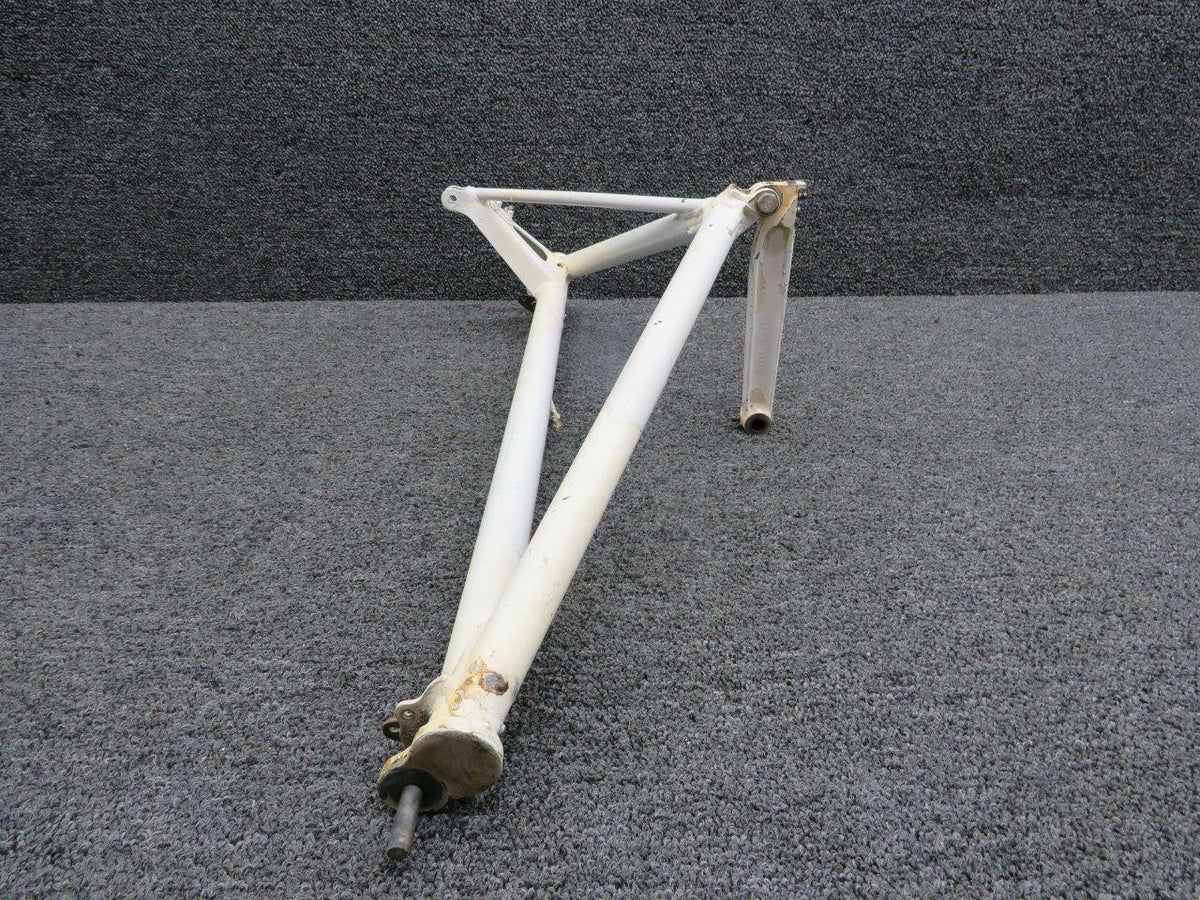 Beechcraft 60-810026-604 Beech 58P Main Gear Retract Brace Assembly RH W/ Leg