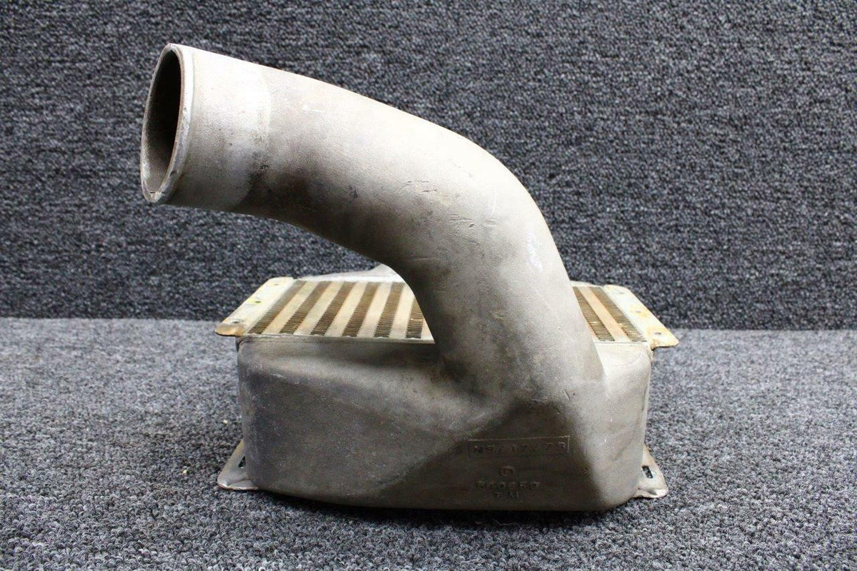 Continental 635919 M/N HE-29-180 Continental TSIO-520-WB Turbocharger Oil Intercooler Assembly