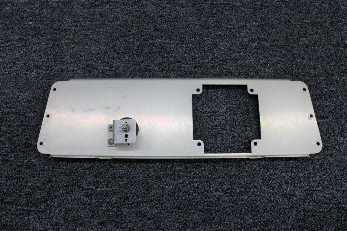 Bendix King 047-3534-02 / 047-3533-02 Beech 58P Autopilot Bracket Set