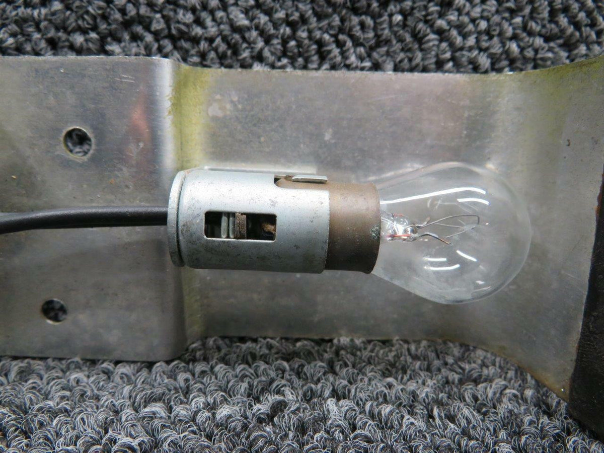 Cessna 0700616-1 CessnaA185F Courtesy Light W/ Shield Assembly V 28