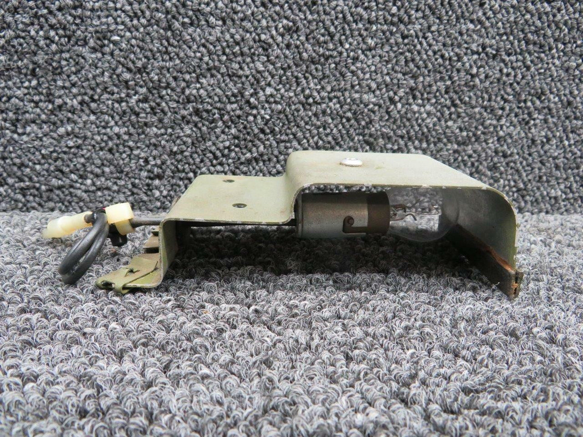 Cessna 0700616-1 CessnaA185F Courtesy Light W/ Shield Assembly V 28