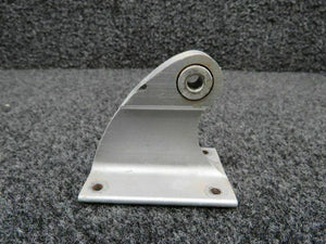 0322706-1 Cessna 195 Aileron Hinge Bracket RH Outboard