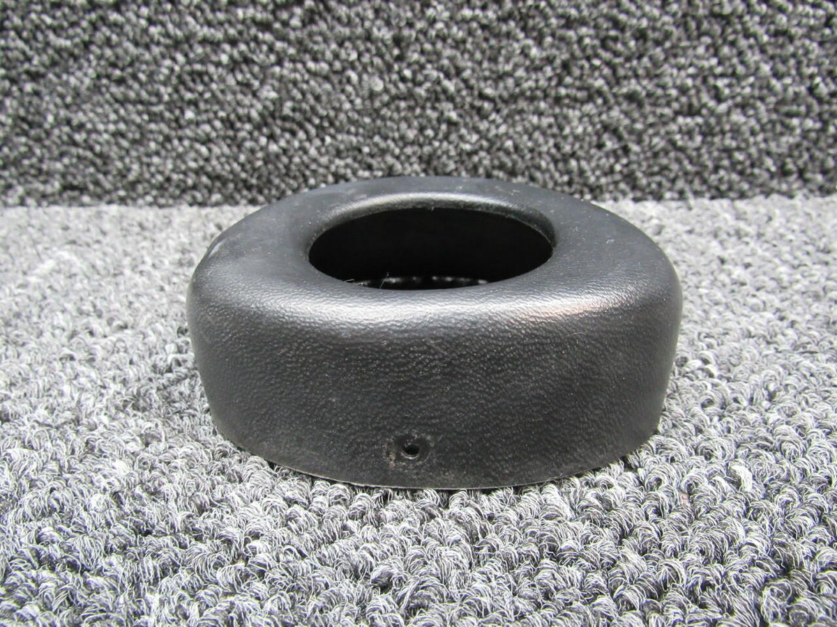 Piper 20928-000 Piper PA24-250 Control Wheel Shaft Cover